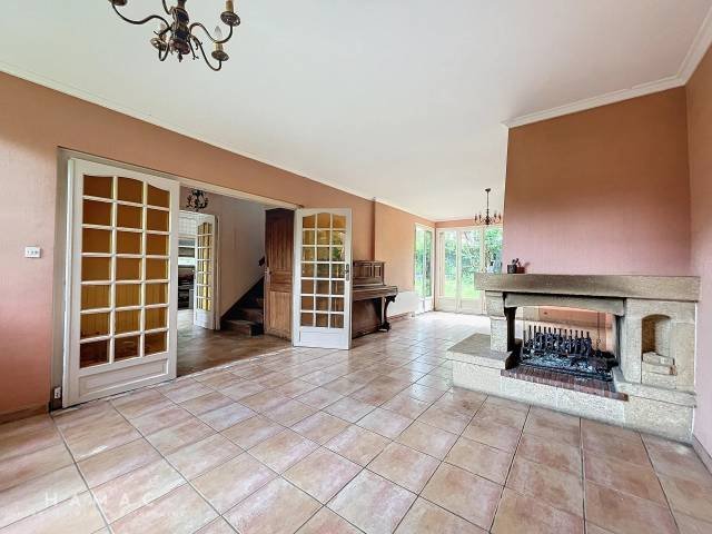 House in Sainte-Foy-lès-Lyon, Auvergne-Rhône-Alpes, France 3 - 16461580