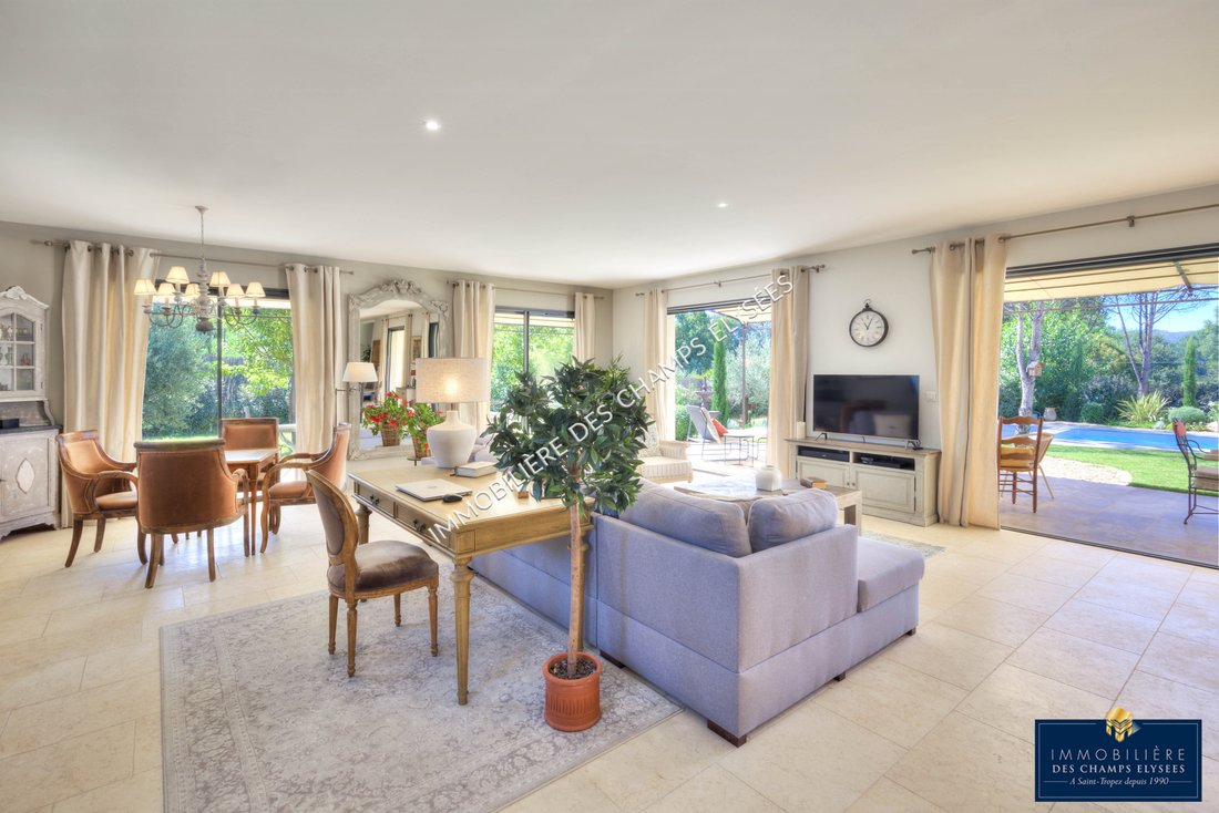 Villa in Grimaud, Provence-Alpes-Côte d'Azur, France 1 - 18704280