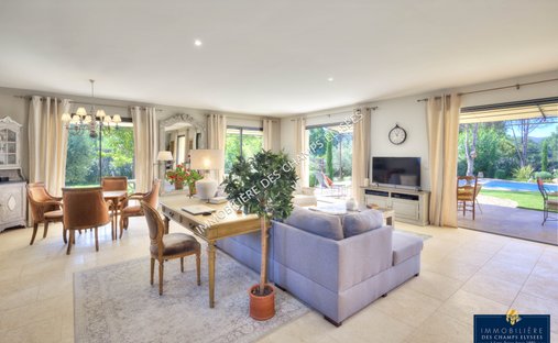 Villa à Grimaud, Provence-Alpes-Côte d'Azur, France 1