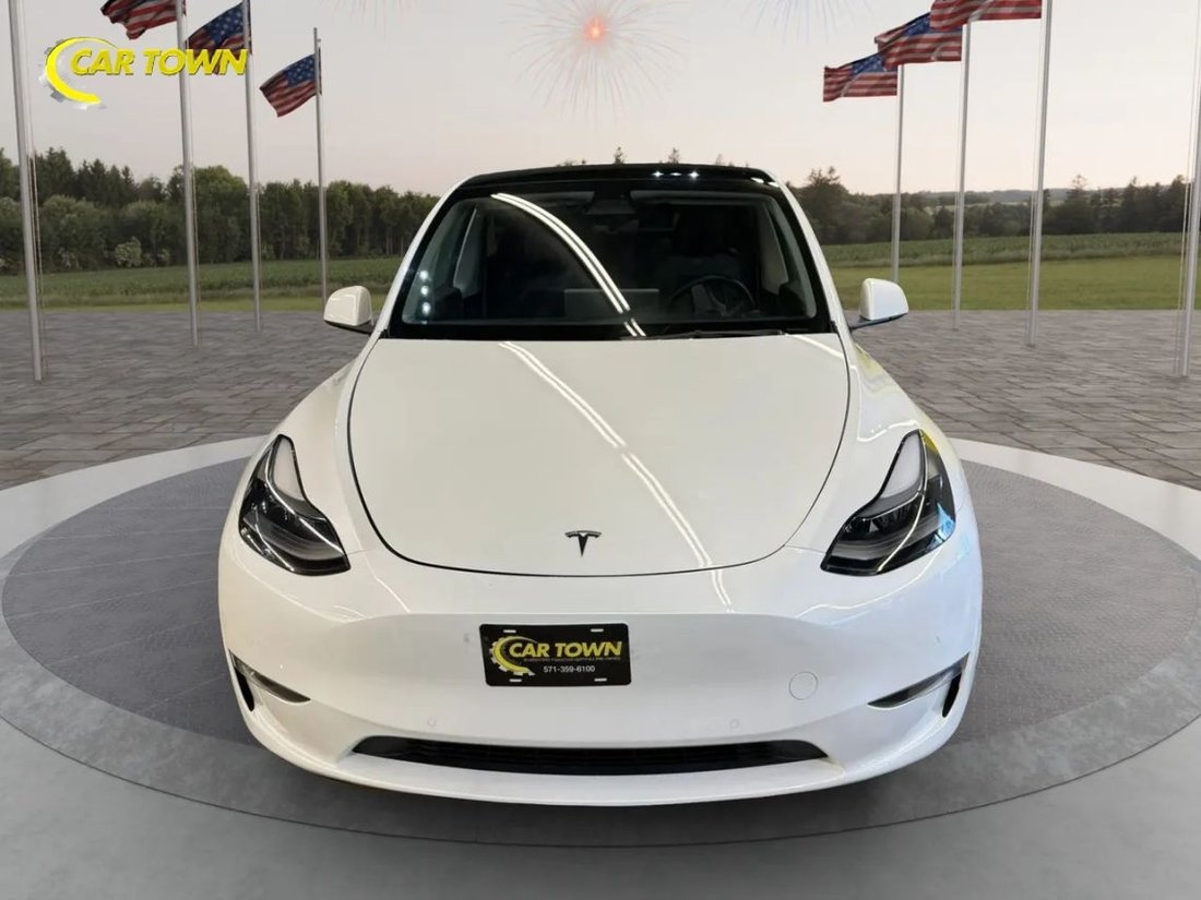 Suv in Manassas, VA, United States 3 - 18713526