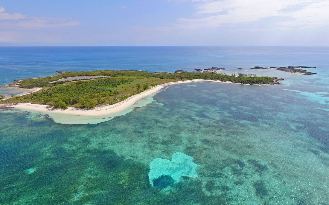 Private Island in Great Harbour Cay, The Bahamas 3 - 18703953