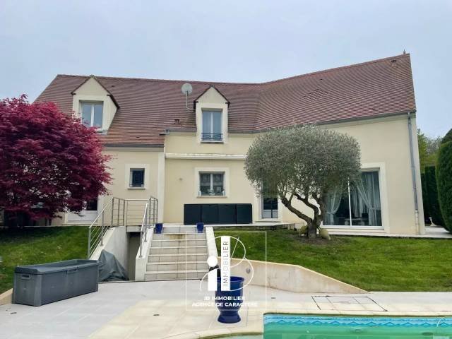 House in Ormesson, Ile-de-France, France 1 - 16327694