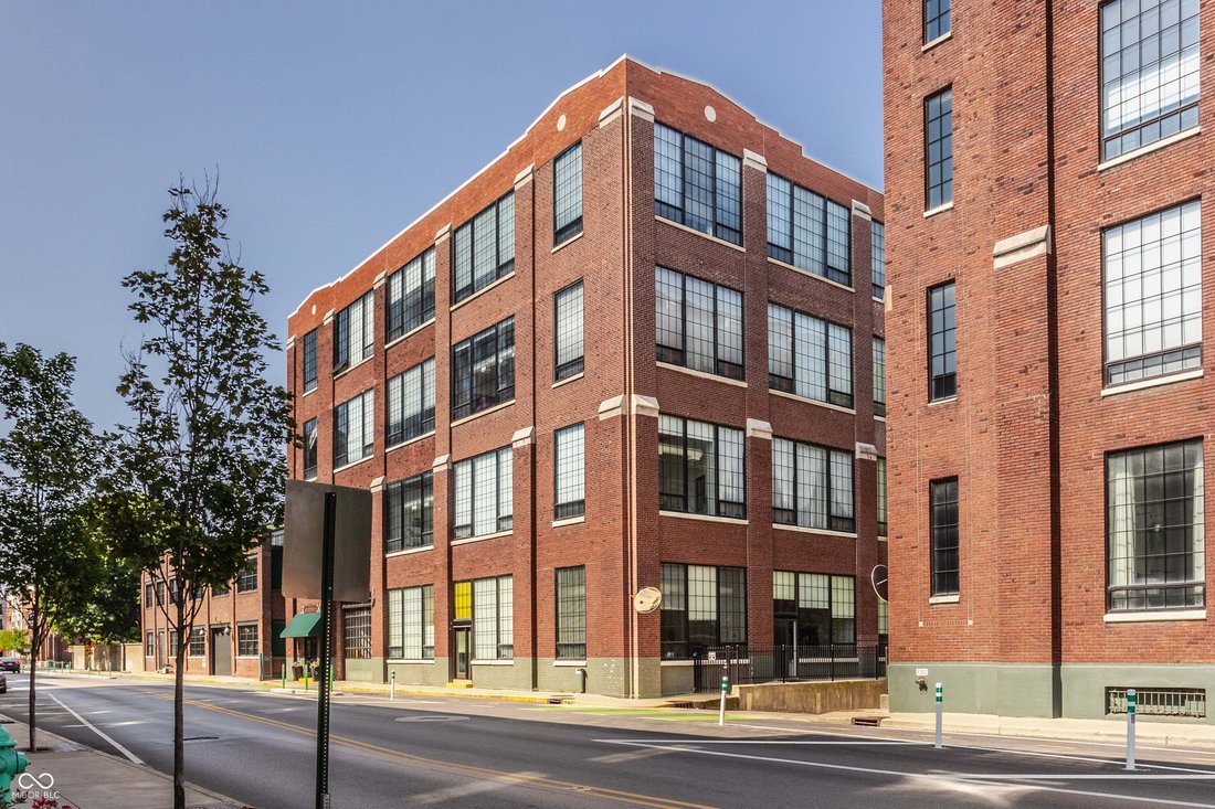 Condo in Indianapolis, Indiana, United States 1 - 18703281