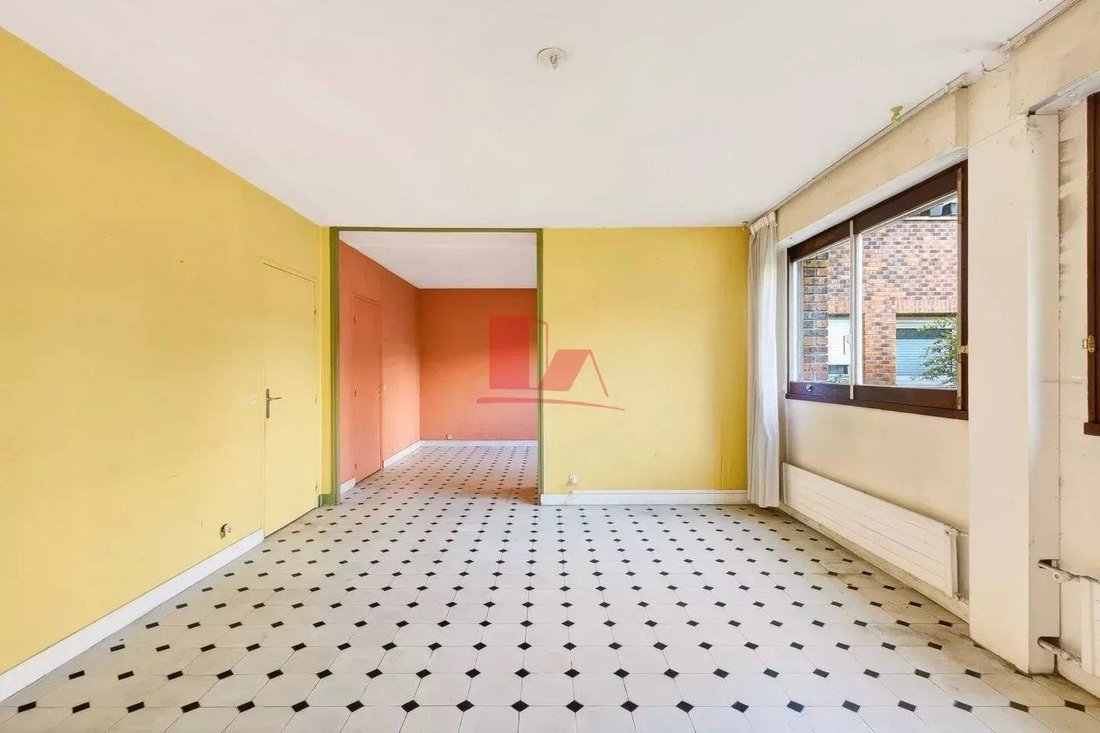 House in Espaces Jeunes, Issy-les-Moulineaux, France 5 - 17654384