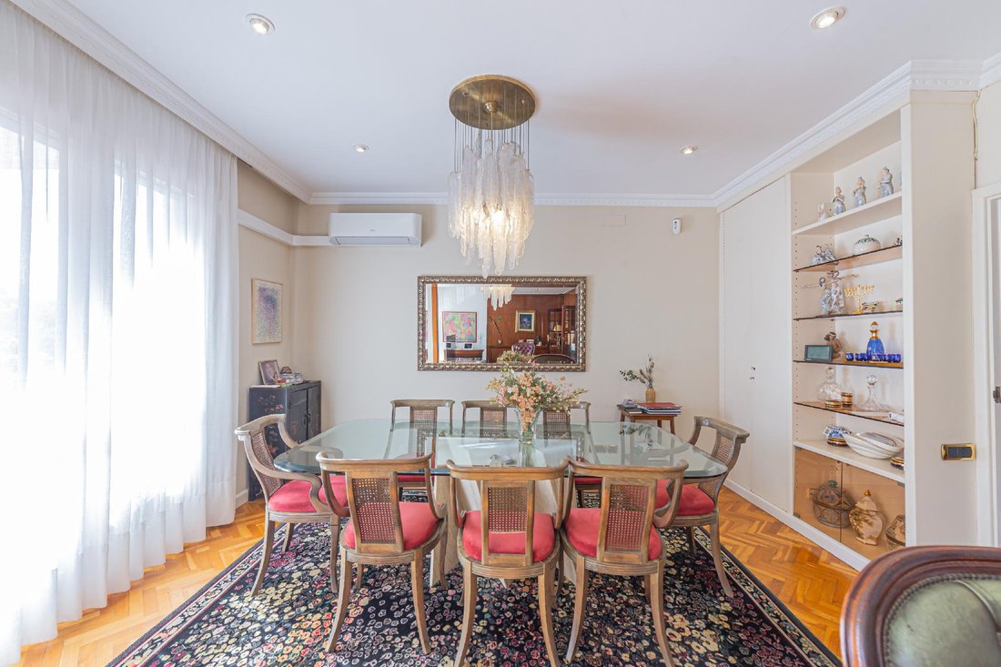 Apartment in Sarrià-Sant Gervasi, Barcelona, Spain 3 - 18302443