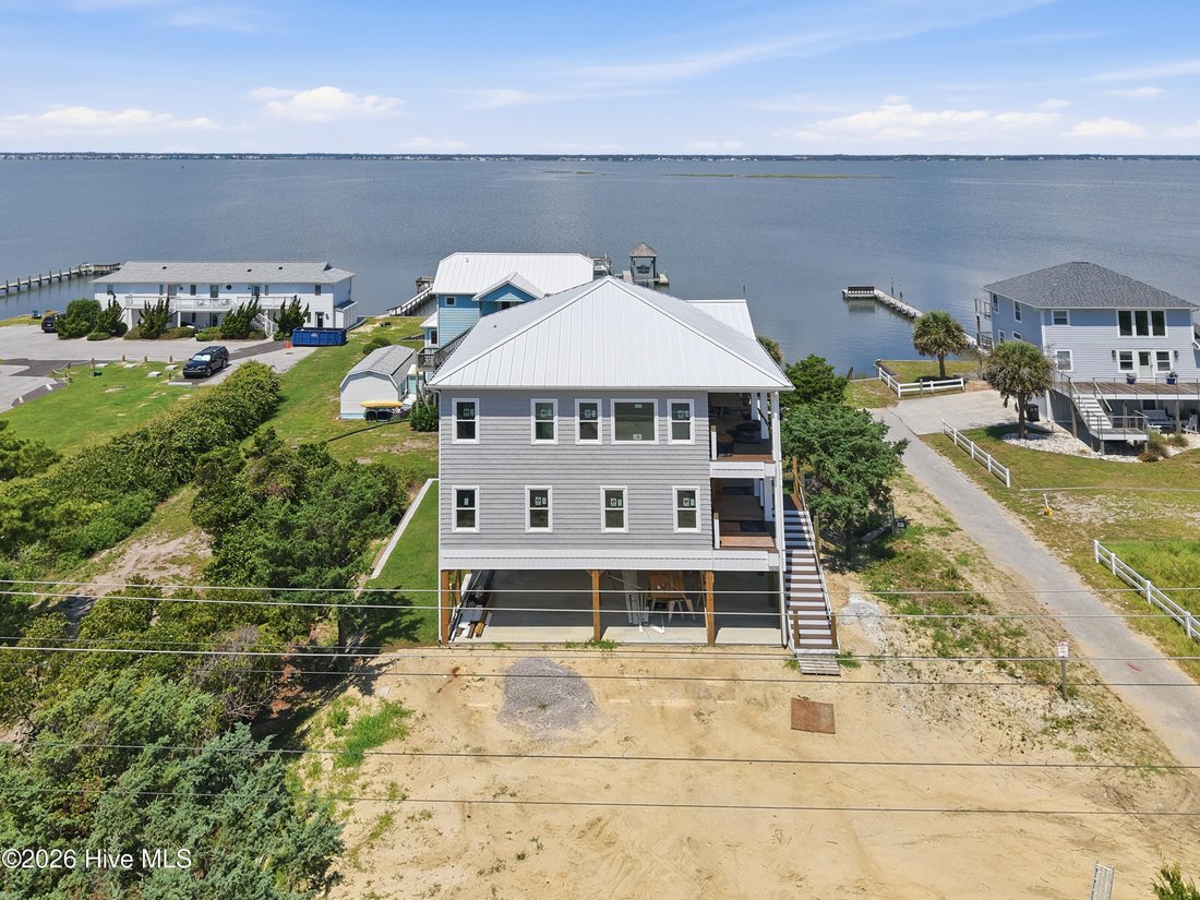 Casa en Emerald Isle, Carolina del Norte, Estados Unidos 3 - 18266941