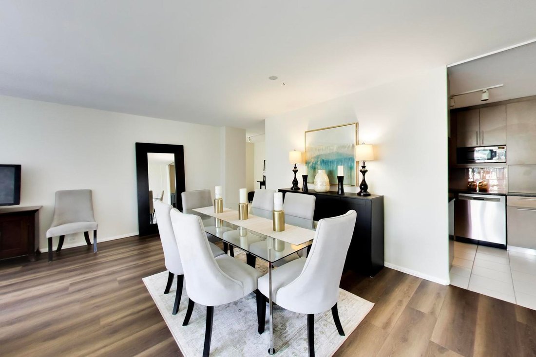 Condo in Chicago, Illinois, United States 5 - 18709356