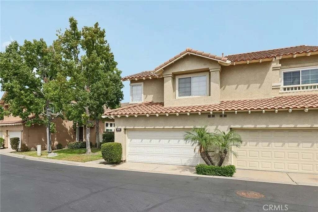 Condominio a Tustin, California, Stati Uniti 2 - 18705966