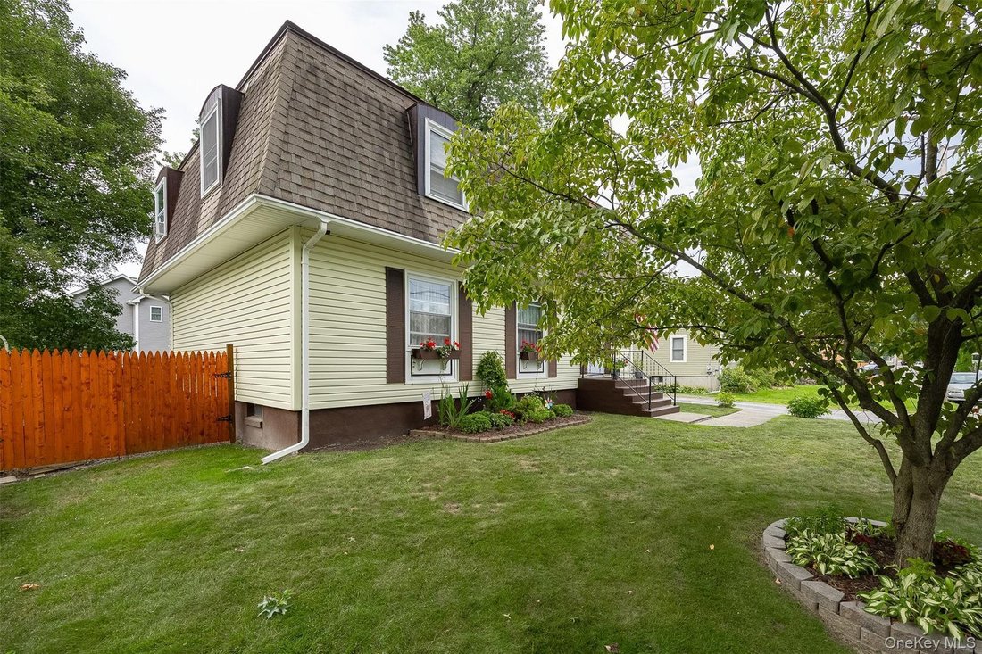 House in Beacon, New York, United States 1 - 18707011