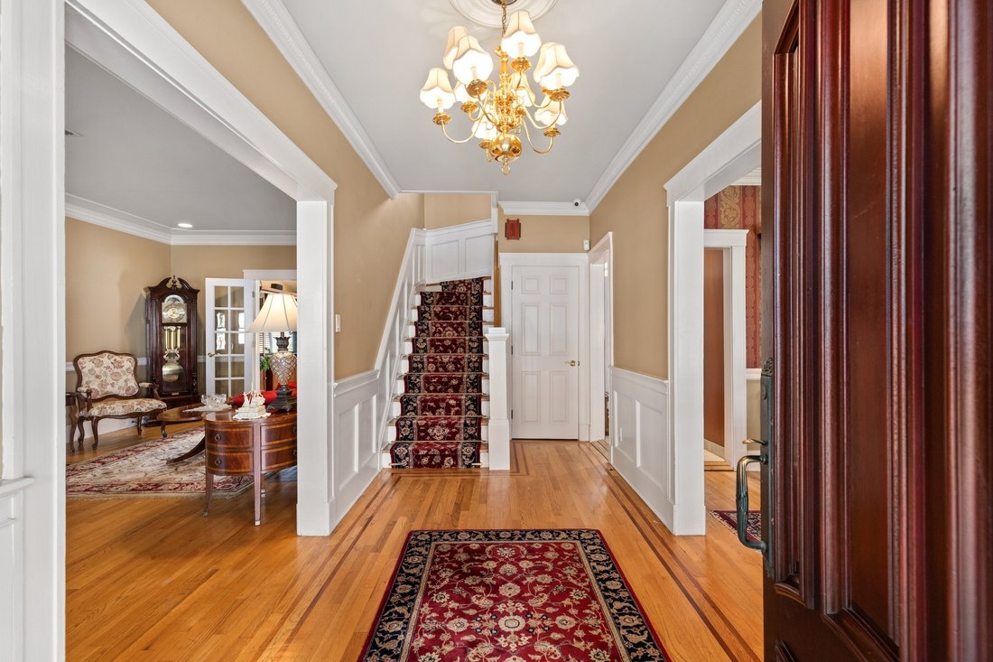 Haus in Hasbrouck Heights, New Jersey, Vereinigte Staaten 4 - 18703956