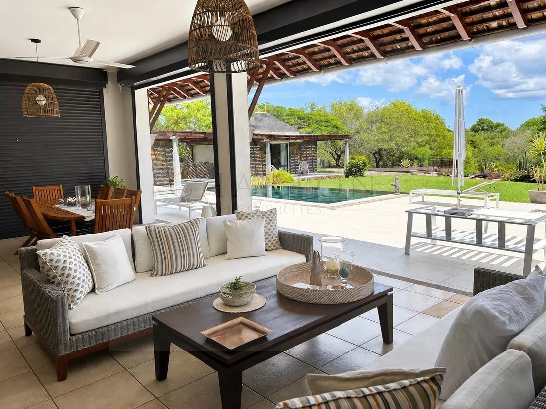 Villa in Flic en Flac, Rivière Noire District, Mauritius 5 - 18704499