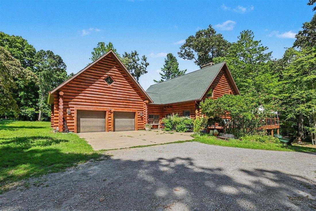 House in Fruitport Charter Township, Michigan, United States 3 - 18705246