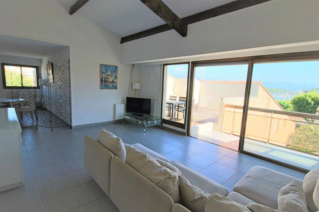 Apartamento en Les Bastides, Antibes, Francia 4 - 15694003