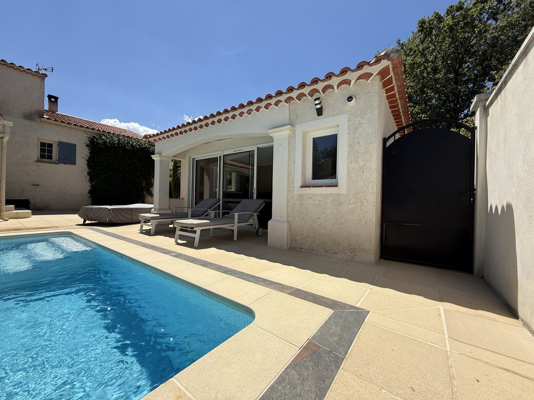 Villa in Forcalqueiret, Provence-Alpes-Côte d'Azur, France 3 - 18708248