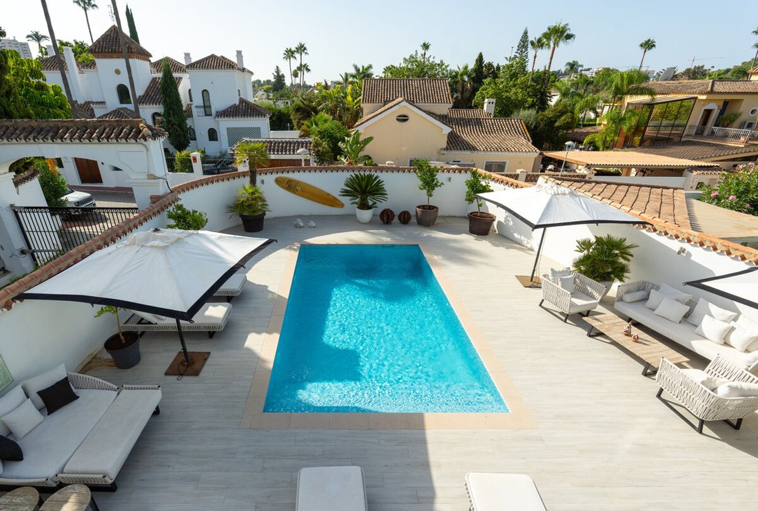 Villa à Nueva Andalucia, Marbella, Espagne 4 - 18708589