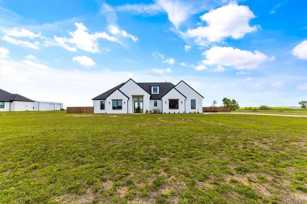 House in Grandview, Texas, United States 1 - 18706770