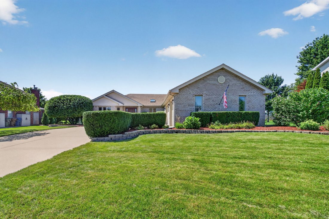 House in New Lenox, Illinois, United States 2 - 18706283