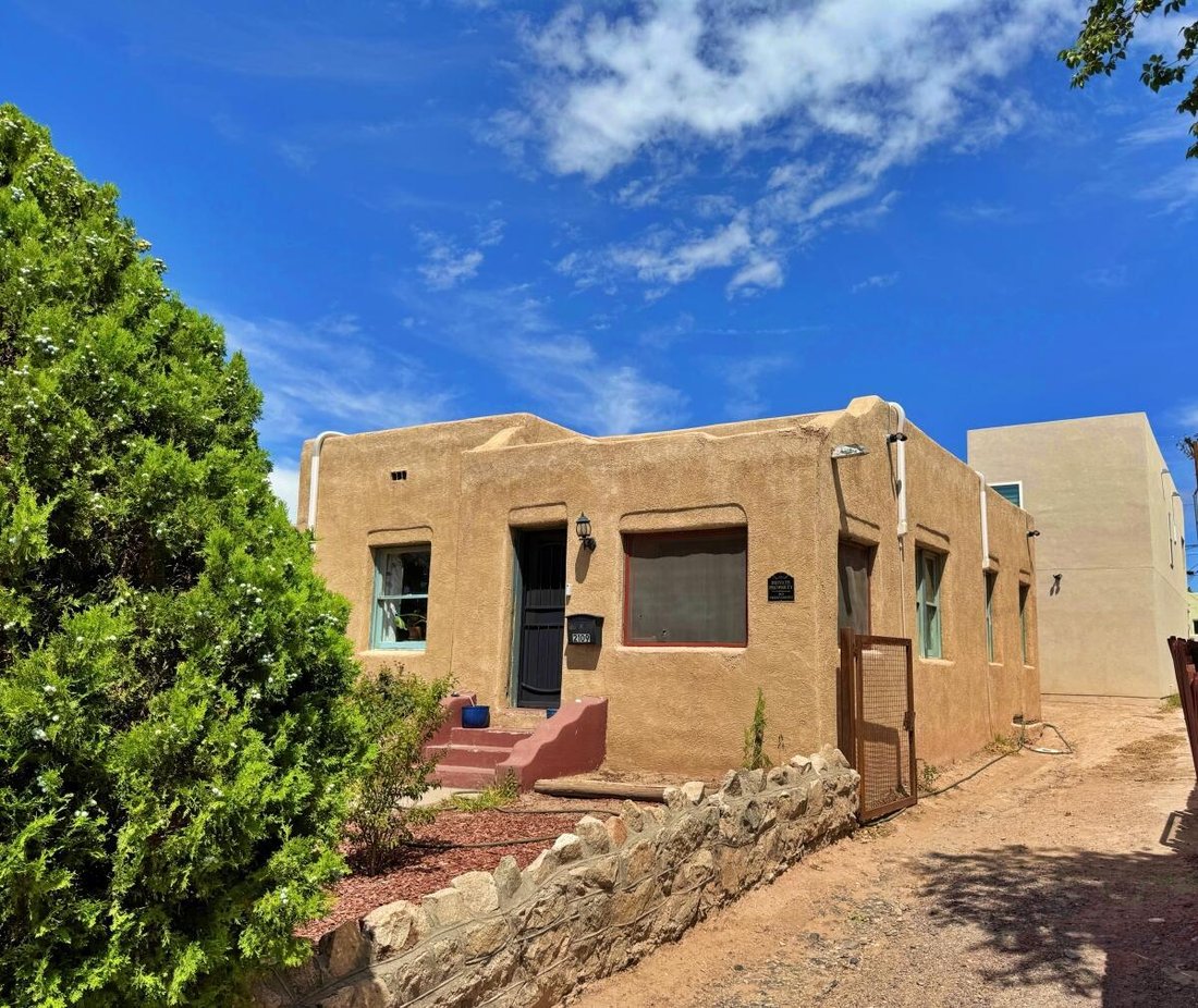 Albuquerque, New Mexico, United States 1 - 18708398