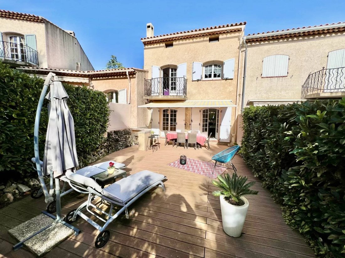House in Les Bastides, Antibes, France 2 - 15694012