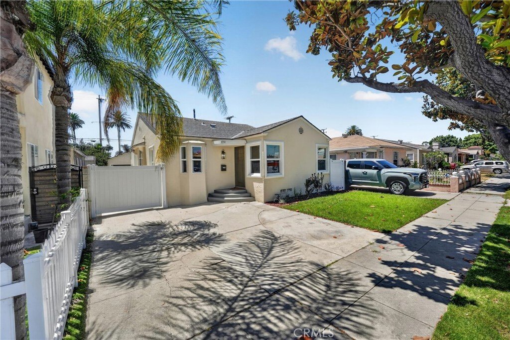 House in Carson, California, United States 1 - 18711862