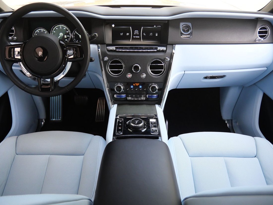 Suv in Beverly Hills, CA, United States 4 - 18616169