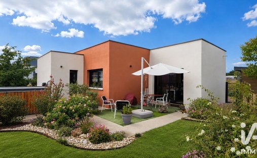 House in Mercurey, Bourgogne – Franche-Comté, France 1