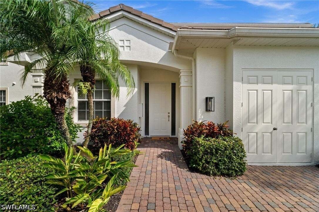 Condo in Naples, Florida, United States 2 - 18709992