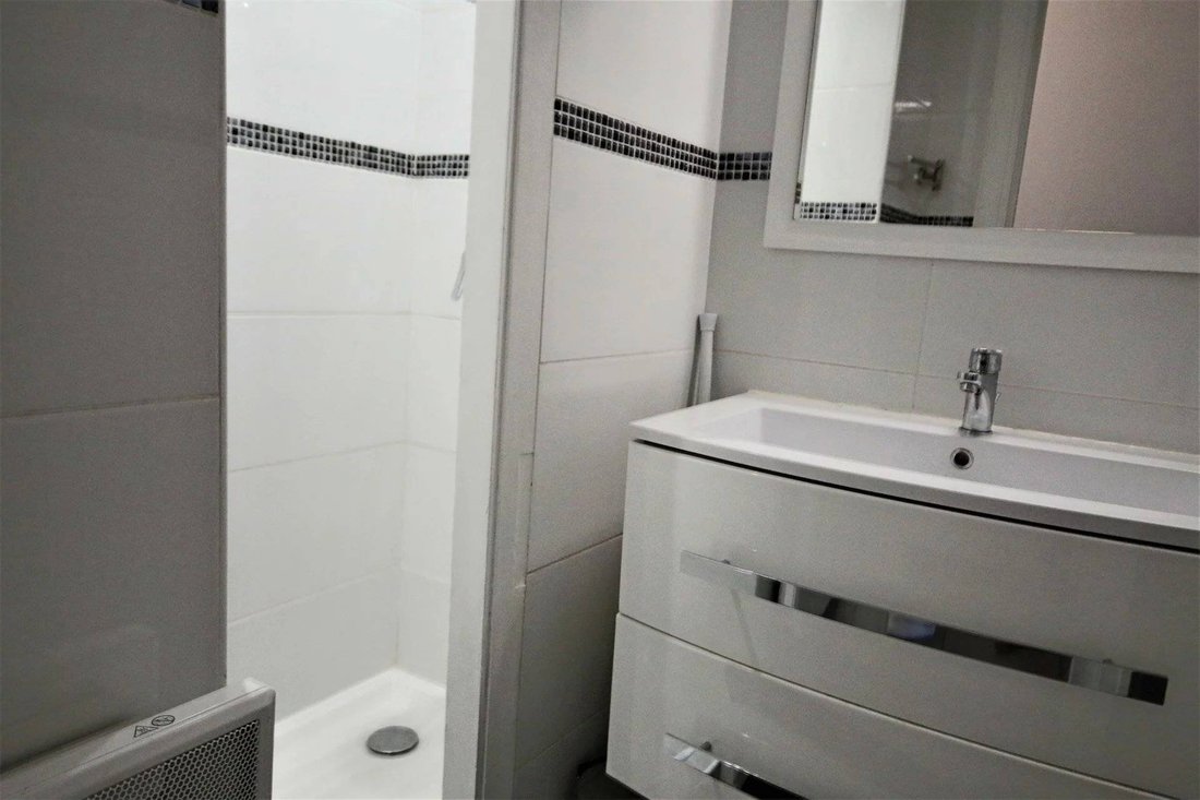 Apartamento en Les Bastides, Antibes, Francia 5 - 15694003