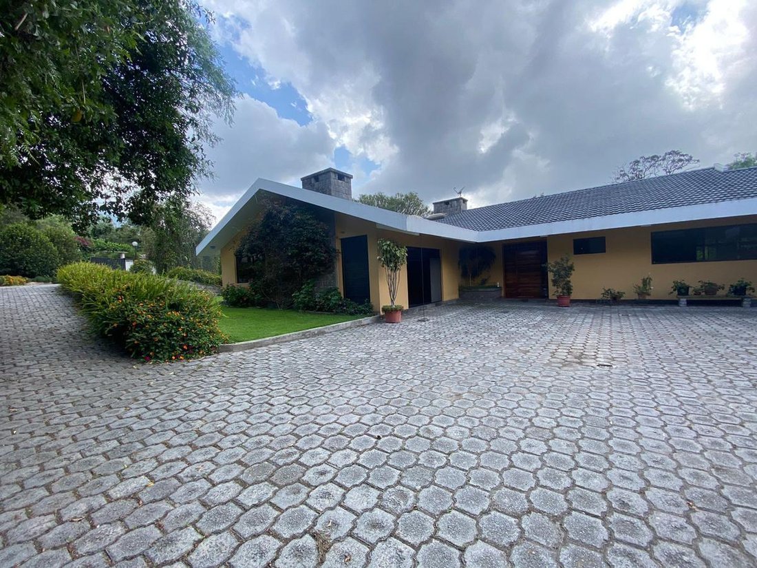 House in Quito, Pichincha, Ecuador 1 - 18704675