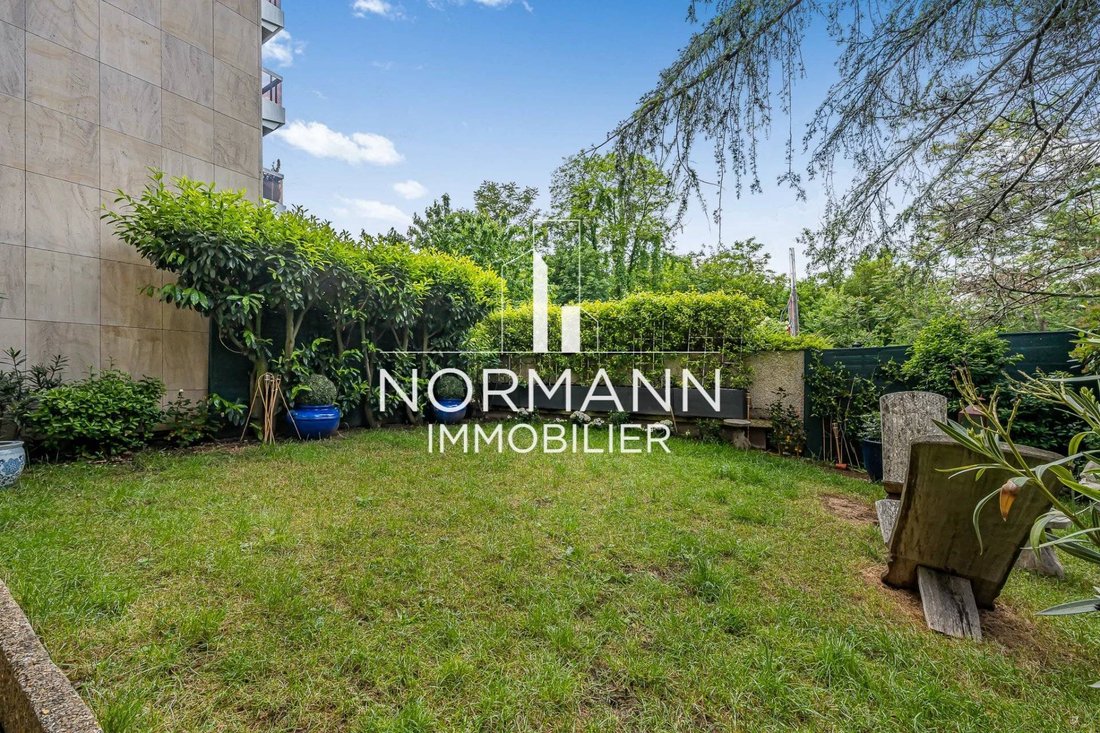 Apartment in Reine-Mairie, Boulogne-Billancourt, France 2 - 17894114