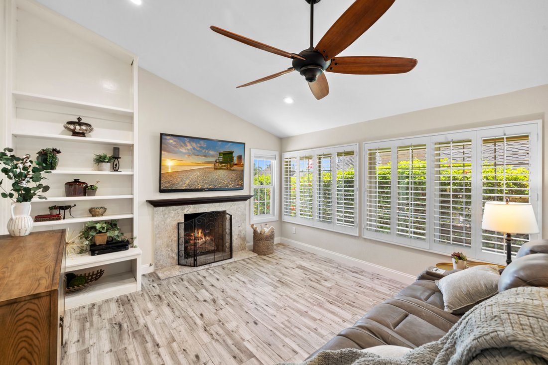House in Lake Forest, California, United States 4 - 18704908