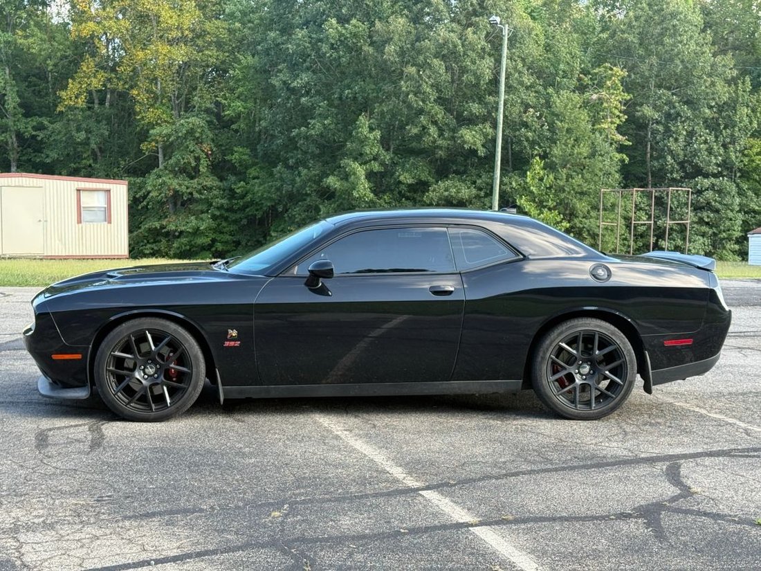 Coupe in Reidsville, NC, United States 5 - 18713538