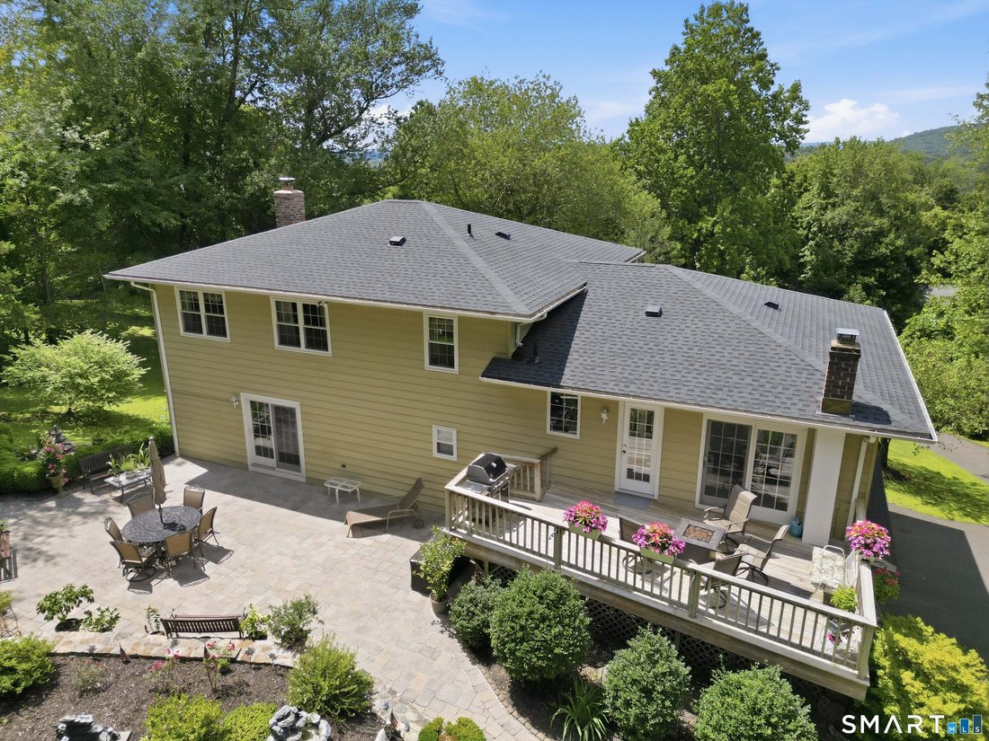 House in New Fairfield, Connecticut, United States 2 - 18702838