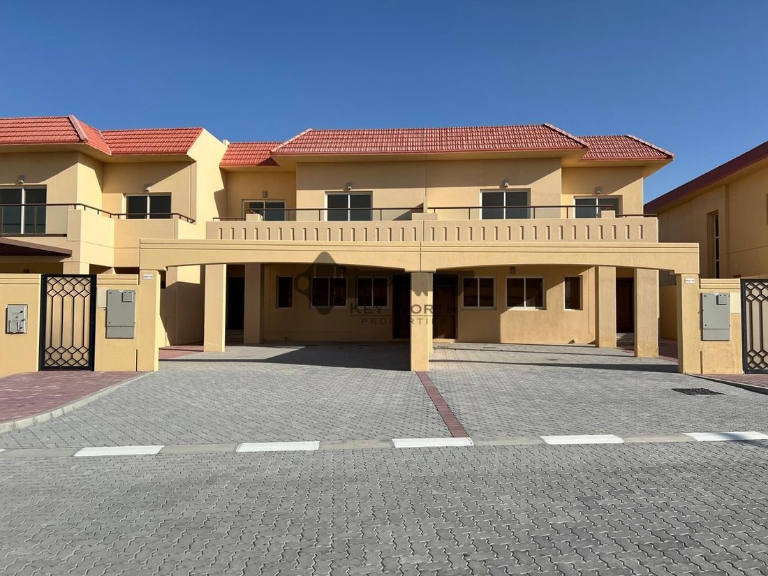 Townhouse en Centro de Dubái, Dubái, Emiratos Árabes Unidos 1 - 18710360