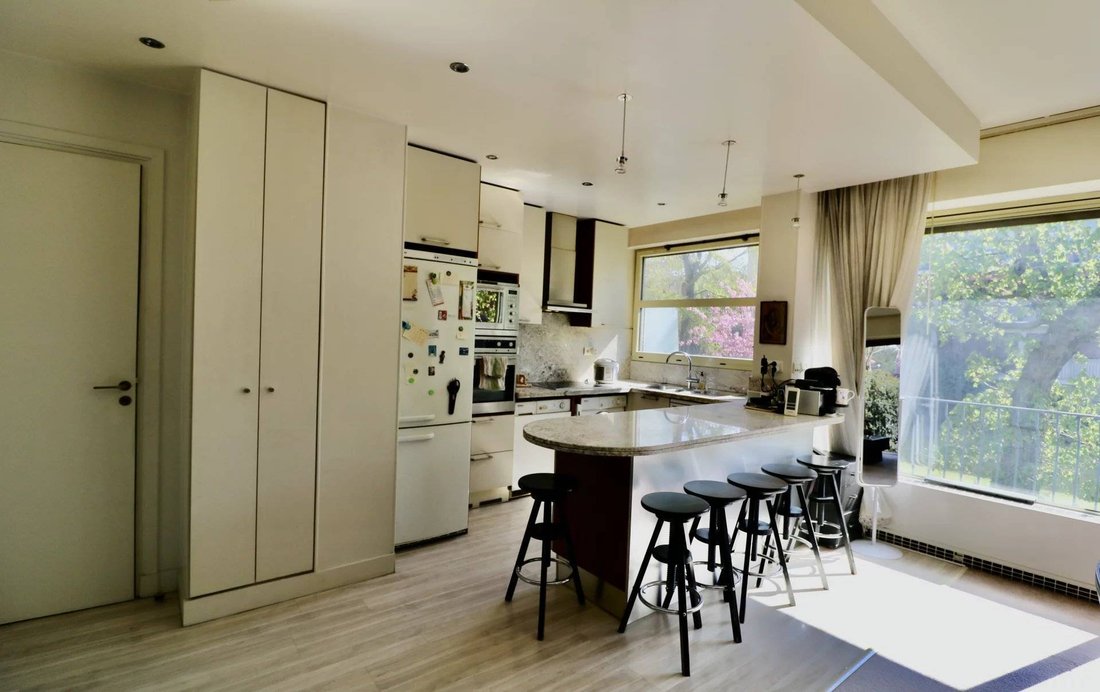 Apartment in Reine-Mairie, Boulogne-Billancourt, France 3 - 15869584