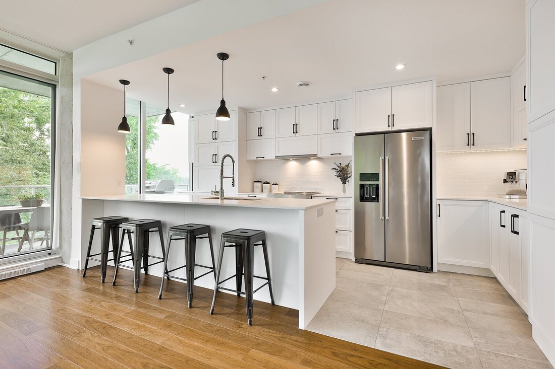 Condo in Boisbriand, Quebec, Canada 5 - 18709034