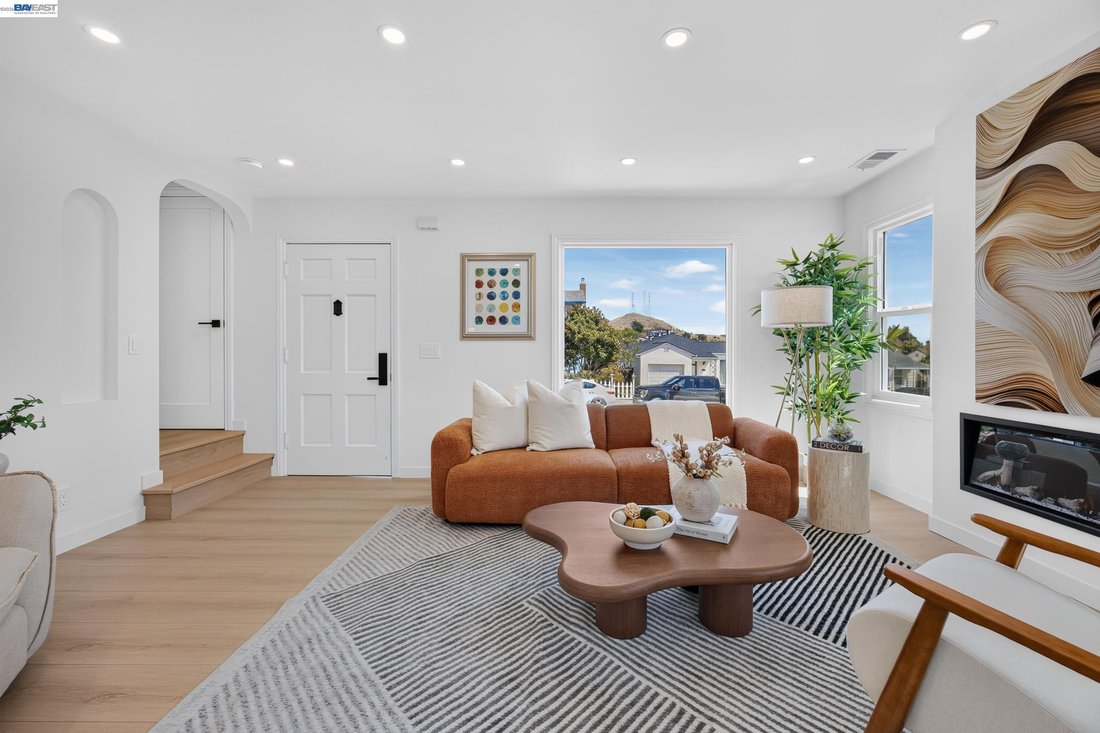 House in South San Francisco, California, United States 4 - 18705689