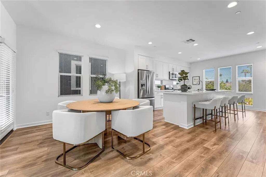 Townhouse in Costa Mesa, California, United States 4 - 18703191