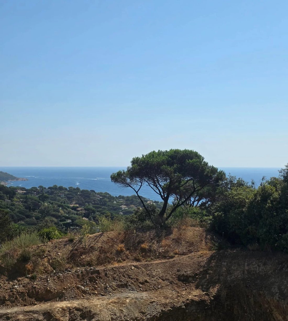 Land in Ramatuelle, Provence-Alpes-Côte d'Azur, France 1 - 18704467