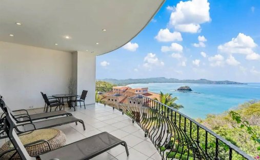 Condo in Playa Flamingo, Guanacaste Province, Costa Rica 1