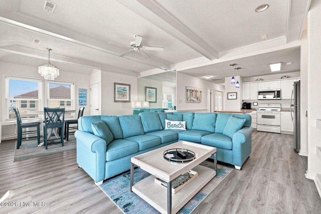 Condo in Emerald Isle, North Carolina, United States 4 - 18713945