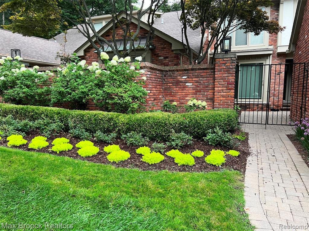 Townhouse in Beverly Hills, Michigan, United States 2 - 18700631