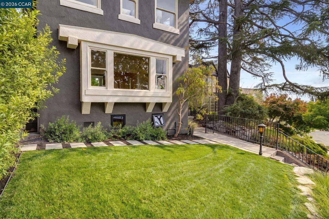 House in Oakland, California, United States 4 - 18708870
