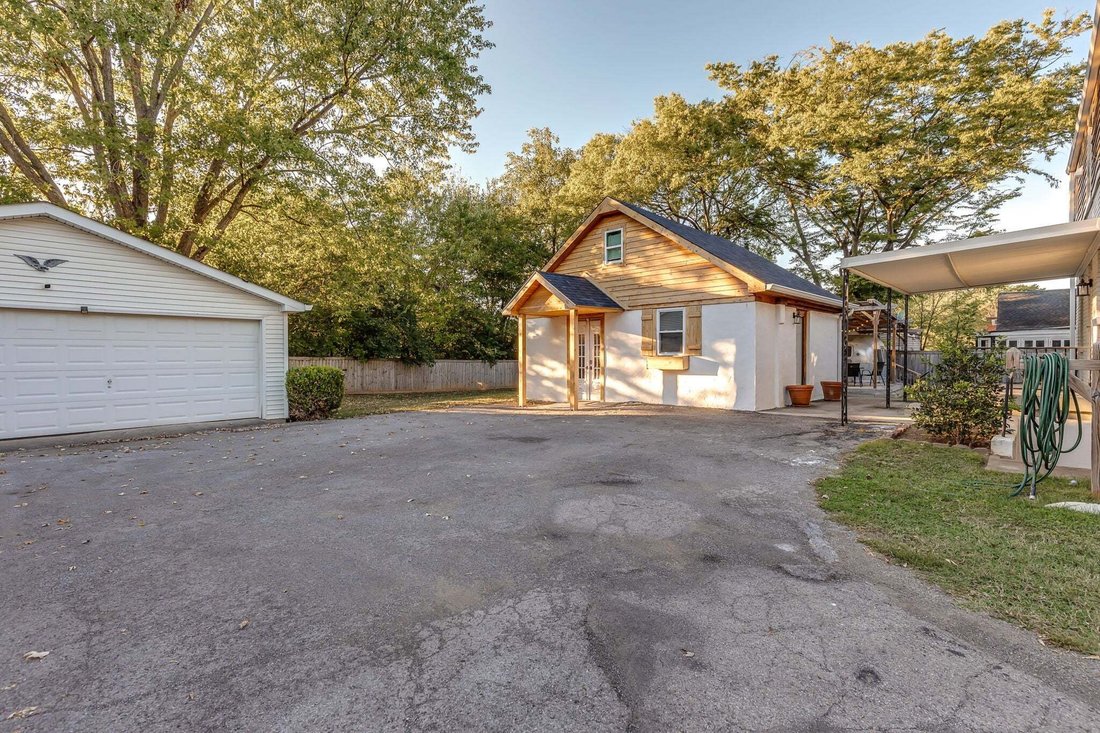House in Nashville, Tennessee, United States 3 - 18710040