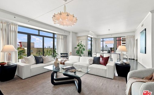 Condo in Los Angeles, California, United States 1