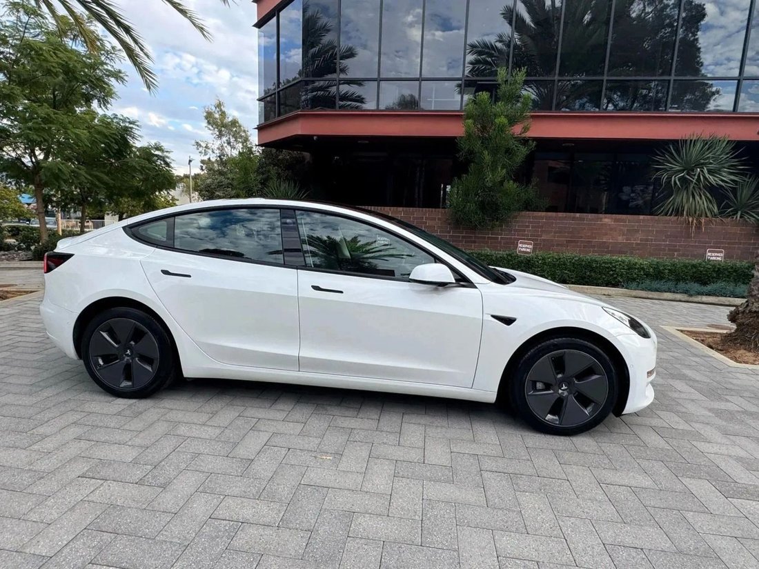 Sedan in Riverside, CA, United States 5 - 18710458