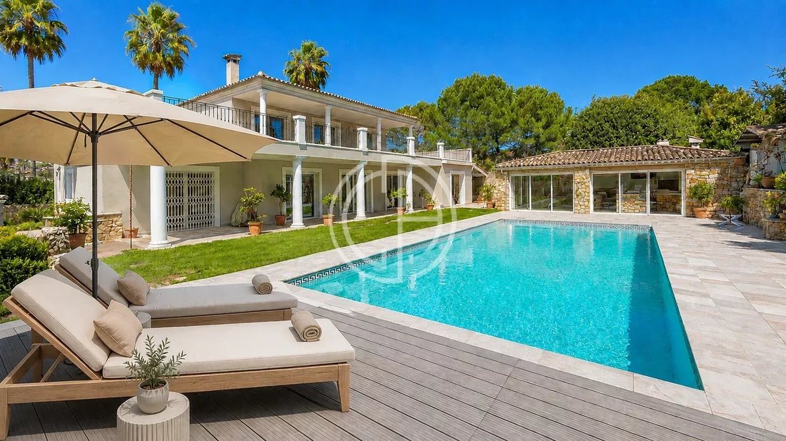 Villa à Mougins, Provence-Alpes-Côte d'Azur, France 1 - 17682815