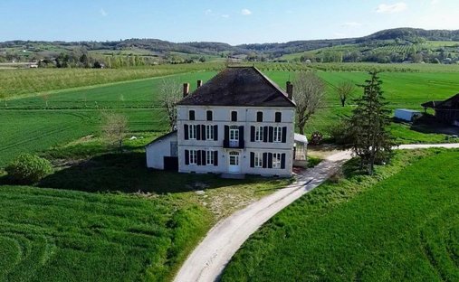 House in Allez-et-Cazeneuve, Nouvelle-Aquitaine, France 1