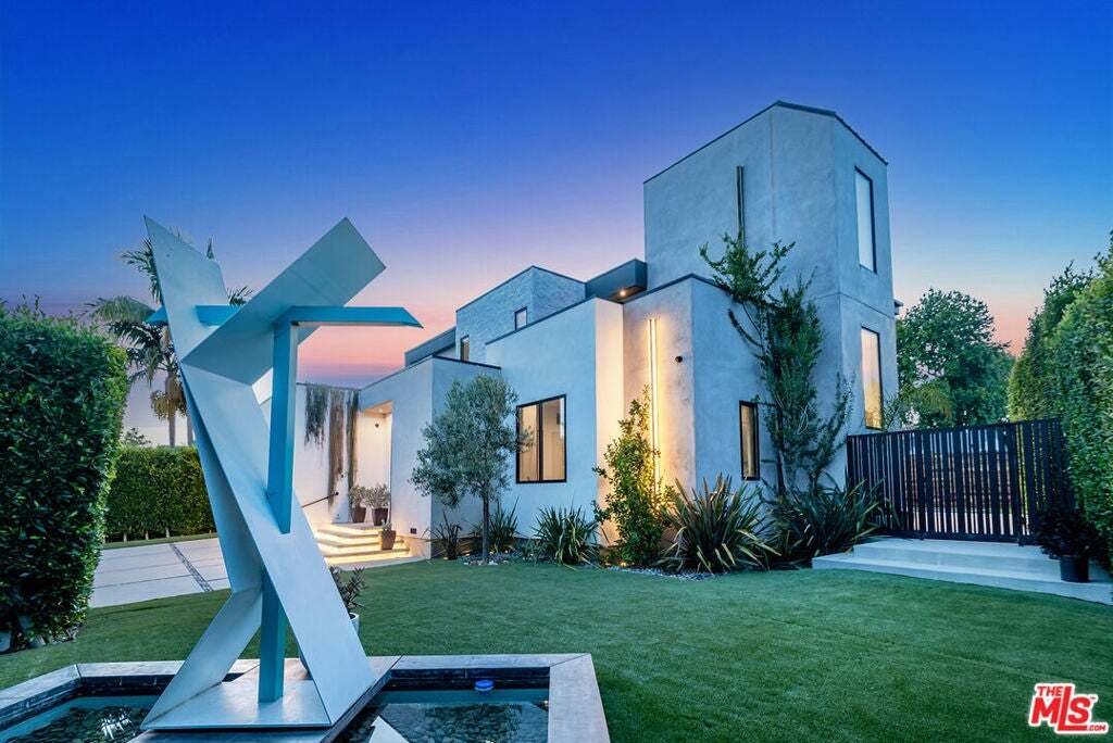 House in Los Angeles, California, United States 4 - 18705302
