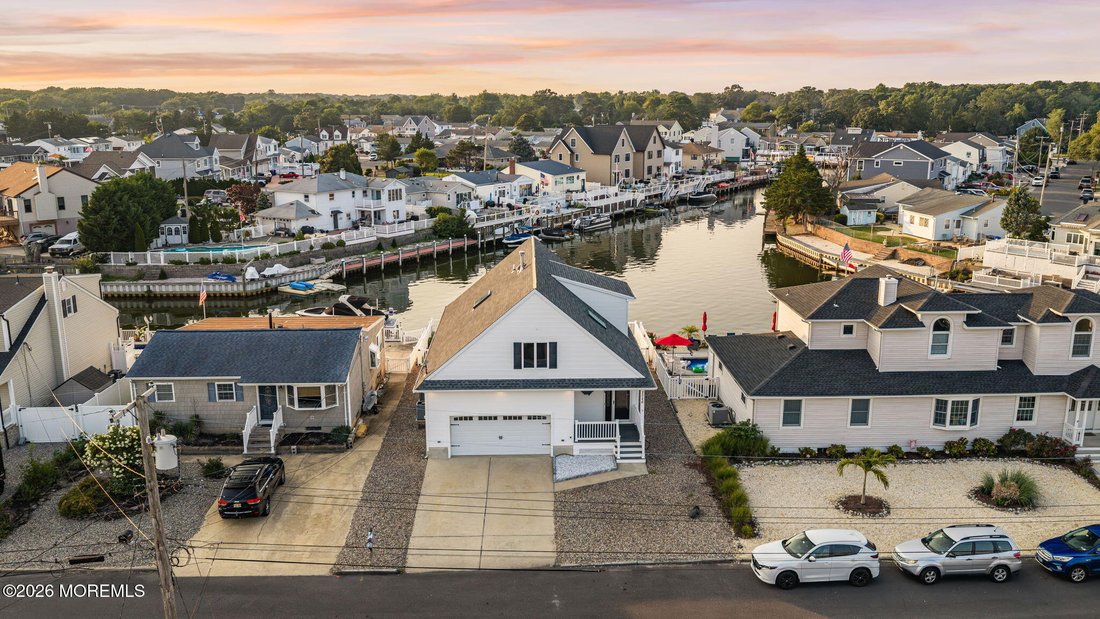 House in Toms River, New Jersey, United States 3 - 18712956